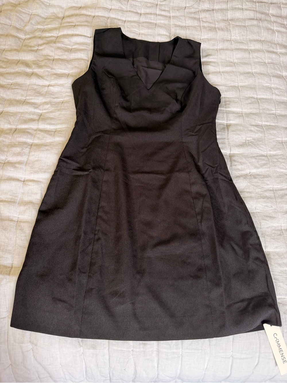 Commense Black Sleeveless V-Neck Mini Dress